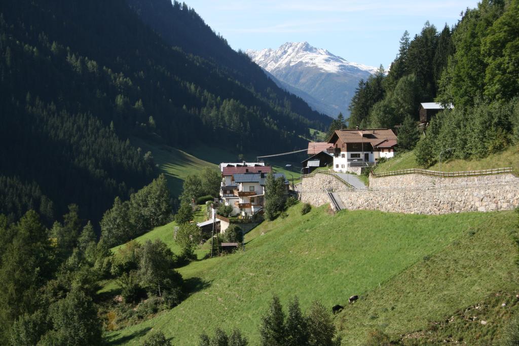 Hotel Apart Garni Dorfblick Kappl  Zewnętrze zdjęcie