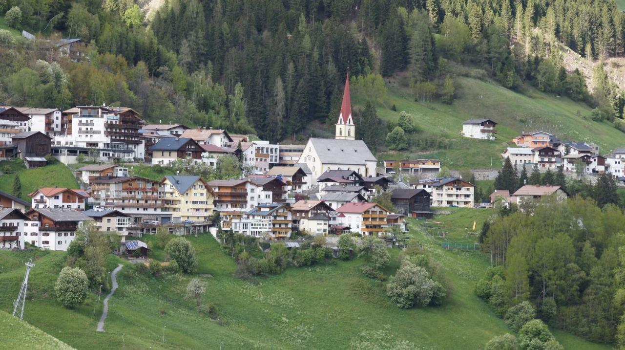 Hotel Apart Garni Dorfblick Kappl  Zewnętrze zdjęcie